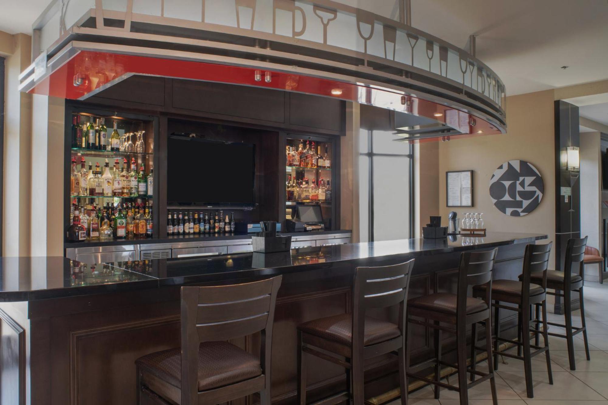 Holiday Inn Oklahoma City Airport By Ihg Экстерьер фото
