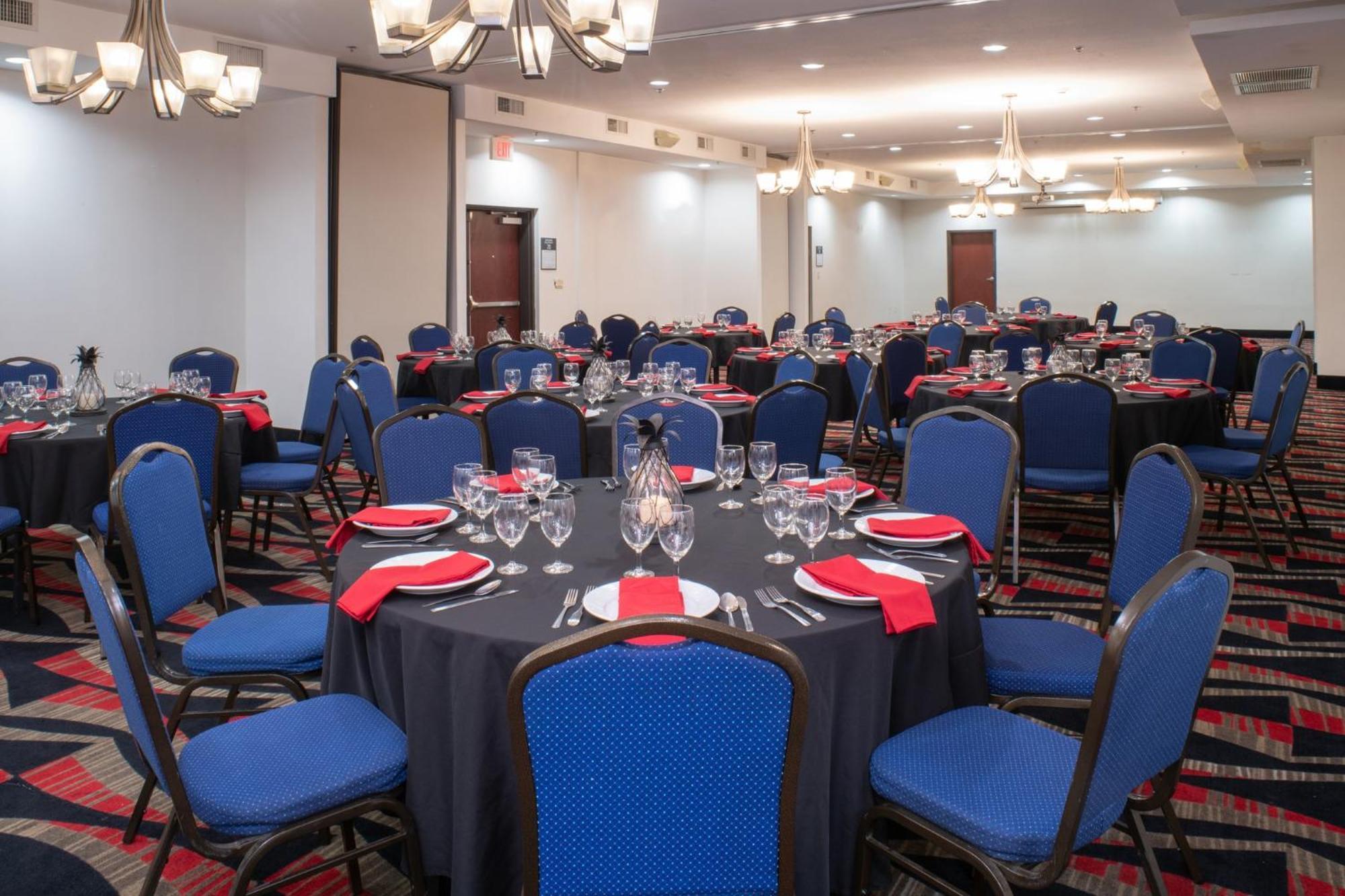 Holiday Inn Oklahoma City Airport By Ihg Экстерьер фото